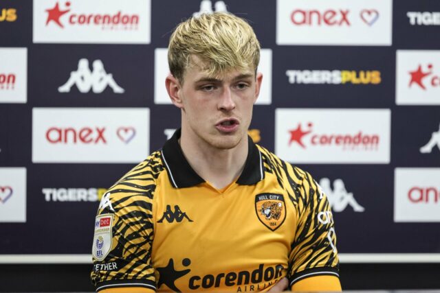 O técnico diz que o emprestado do Man Utd provou O técnico diz que o emprestado do Man Utd provou porque está destinado a Old Trafford com seu último desempenho, 'Um grande momento...'