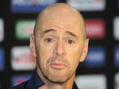 O técnico do Sri Lanka, Siddons, busca definir o estilo de jogo na turnê de Bangladesh lightbox-info