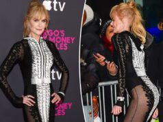 O visual sorrateiramente atrevido de ‘Margo’s Got Money Troubles’ de Nicole Kidman é completamente transparente em ambos os lados O visual sorrateiramente atrevido de 'Margo's Got Money Troubles' de Nicole Kidman é completamente transparente em ambos os lados