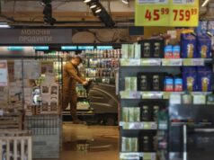 Oito pessoas permanecem no hospital após tiroteio em Kyiv, diz prefeito Yahoo news home