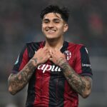 Olheiros do Man Utd assistirão Santiago Castro em teste de alto risco do Aston Villa