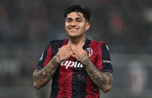 Olheiros do Man Utd assistirão Santiago Castro em teste de alto risco do Aston Villa Olheiros do Man Utd assistirão Santiago Castro em teste de alto risco do Aston Villa