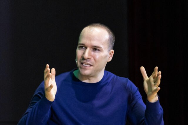 OpenAI lança GPT-5.5, aproximando a empresa de um ‘superapp’ de IA
