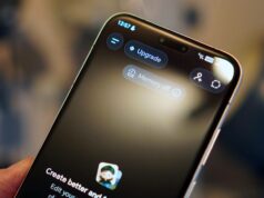 OpenAI pode projetar seu próprio chip para um smartphone com IA Ícones de bate-papo ChatGPT em uma tela inicial