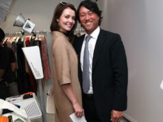 Oportunista ou socialista? Lindsey Boylan, candidata ao Conselho de Nova York apoiada por Mamdani, vive um estilo de vida luxuoso e se converte em crítica de Israel Lindsey Boylan e Lee Roy Kim sorrindo para