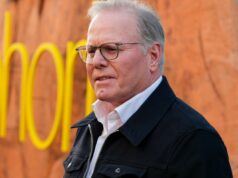 Os acionistas da Warner Bros. Discovery aprovam esmagadoramente o Megadeal da Paramount, mas votam contra pacotes de pagamento de saída para Zaslav e outros executivos Os acionistas da Warner Bros. Discovery aprovam esmagadoramente o Megadeal da Paramount, mas votam contra pacotes de pagamento de saída para Zaslav e outros executivos