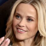 Os autores estão criticando Reese Witherspoon por dizer aos seguidores ‘é hora de aprender IA’