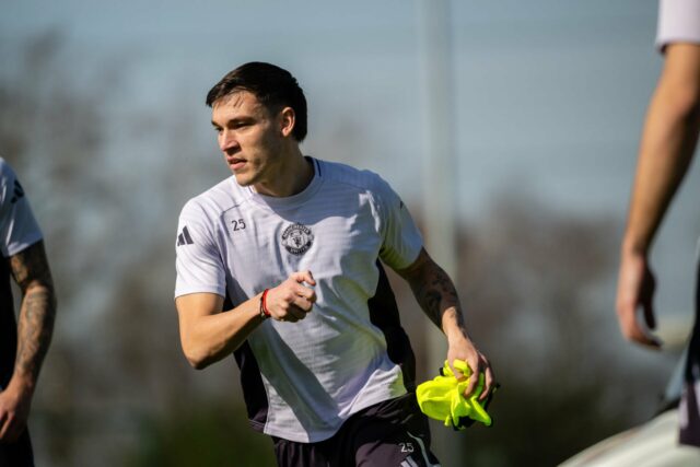 Os fãs do Man Utd dão um veredicto contundente sobre o futuro de Manuel Ugarte antes da janela de transferências do verão
