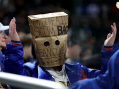 Os fãs do Mets reagem depois que a equipe perde a liderança na 12ª derrota consecutiva Os fãs do Mets reagem depois que a equipe perde a liderança na 12ª derrota consecutiva