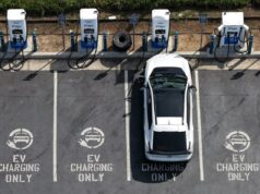 Os preços da gasolina não são o único fator que impulsiona as vendas de veículos elétricos usados Os preços da gasolina não são o único fator que impulsiona as vendas de veículos elétricos usados