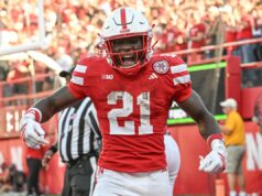 Os ricos ficam mais ricos: Chiefs Land Draft Steal no All-American RB Emmett Johnson Emmett Johnson.