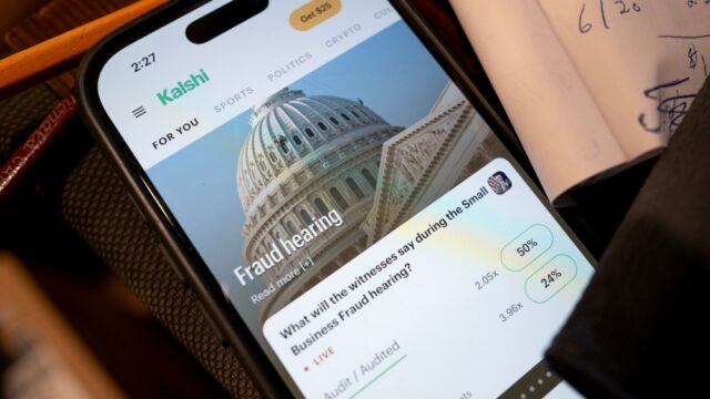 Os senadores se proíbem dos mercados de previsão à medida que crescem as preocupações com o uso de informações privilegiadas
