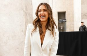 Os tênis Adidas de Jessica Alba adicionam um ‘pouco de altura extra’, de acordo com os compradores Margot Robbie