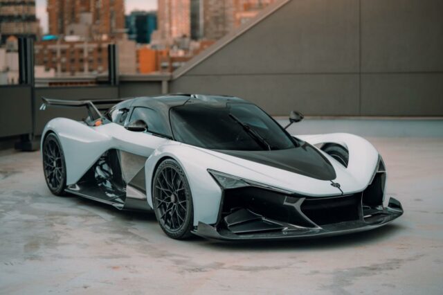 Os veículos mais rápidos e luxuosos do planeta estão no Salão Internacional do Automóvel de Nova York – aqui estão os cinco mais legais
