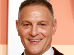 Pacote salarial de Ari Emanual como CEO do Grupo TKO salta para US$ 67,4 milhões em 2025 Pacote salarial de Ari Emanual como CEO do Grupo TKO salta para US$ 67,4 milhões em 2025