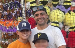 ‘Pai do ano’ mata filho de 11 anos no banheiro do aeroporto antes de apontar a arma contra si mesmo Giovanni Perez, 37, matou seu filho Callan, 11, (camisa laranja) e a si mesmo no Aeroporto Regional de Elko, em Nevada, no início deste mês, em 13 de abril.