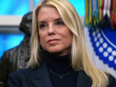 Pam Bondi deixa o cargo de procuradora-geral dos EUA após mandato polêmico Pam Bondi deixa o cargo de procuradora-geral dos EUA após mandato polêmico