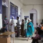 Paquistão enfrenta aumento de hepatite devido à injustiça e cultura médica descontrolada