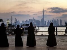 Para os estados do Golfo, a incerteza de Ormuz lança sombra sobre o frágil veneno EUA-Irã Para os estados do Golfo, a incerteza de Ormuz lança sombra sobre o frágil veneno EUA-Irã