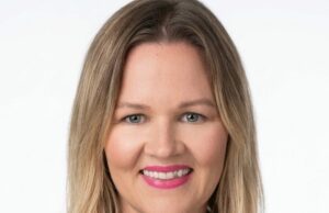 Paradigm contrata ex-agente de talentos da WME Elizabeth Wiederseim (EXCLUSIVO) Paradigm contrata ex-agente de talentos da WME Elizabeth Wiederseim (EXCLUSIVO)