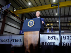 Pare o aço: Trump, amante de subornos, ataca novamente Os trabalhos continuam em uma parte praticamente demolida da Ala Leste da Casa Branca, quinta-feira, 23 de outubro de 2025, em Washington, antes da construção de um novo salão de baile. (Foto AP/Jacquelyn Martin)