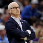 Patrimônio líquido de Dan Hurley: Quanto ganha o treinador de basquete masculino da UConn?