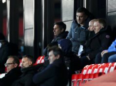 Paul Scholes e Gary Neville discordam de Roy Keane e Ian Wright sobre a previsão de Chelsea x Man Utd Paul Scholes e Gary Neville discordam de Roy Keane e Ian Wright sobre a previsão de Chelsea x Man Utd