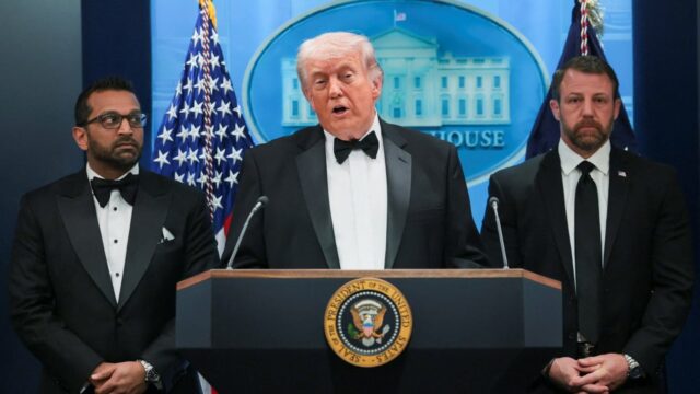 Pelaku Penembakan Sudah Ditangkap, Trump: 'Dia Orang Gila'
