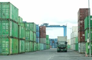 Pelindo Terminal Petikemas Tunjukkan Kinerja Positivo de Tengah Gejolak Global Pelindo Terminal Petikemas Tunjukkan Kinerja Positivo de Tengah Gejolak Global