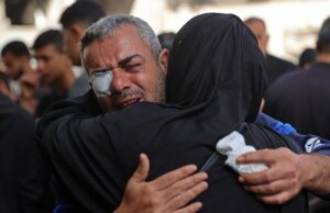 Pelo menos quatro pessoas mortas em ataques israelenses em Gaza, apesar do ‘cessar-fogo’ Pelo menos quatro pessoas mortas em ataques israelenses em Gaza, apesar do 'cessar-fogo'