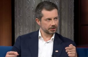 Pete Buttigieg explica como Trump ‘diminuiu’ a reputação global da América | Vídeo Pete Buttigieg explica como Trump 'diminuiu' a reputação global da América | Vídeo