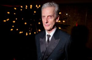 Peter Capaldi chama a atenção dos fãs de ‘Doctor Who’ para Whittaker e Gatwa: ‘As pessoas levam isso tão a sério’ Ncuti Gatwa e Millie Gibson