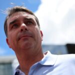 Polícia brasileira abre investigação sobre o candidato presidencial Flávio Bolsonaro
