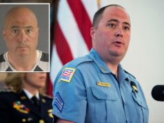 Policial de DC festejado quando o primeiro chefe de sindicato gay supostamente solicitou sexo a um menino de 15 anos Sargento Matthew Mahl falando em um serviço memorial para policiais caídos, com a chefe de polícia Cathy Lanier ao fundo.