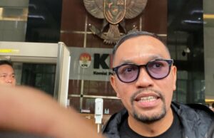 Polisi Tangkap 1 Pelaku Oknum KPK Gadungan yang Peras Sahroni Polisi Tangkap 1 Pelaku Oknum KPK Gadungan yang Peras Sahroni