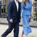 Peter Phillips e sua envergonhada noiva, Harriet Sperling, iniciaram oficialmente um novo capítulo em seu relacionamento no tradicional serviço religioso do Domingo de Páscoa da Família Real em Windsor.