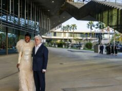 Por dentro da luxuosa gala de abertura do LACMA para as Galerias David Geffen com George Lucas, Ed Ruscha e Jeff Koons Por dentro da luxuosa gala de abertura do LACMA para as Galerias David Geffen com George Lucas, Ed Ruscha e Jeff Koons