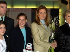 Por dentro do relacionamento do príncipe Andrew e Sarah Ferguson com suas filhas Cronograma do relacionamento do príncipe Andrew e Sarah Ferguson: como eles eram
