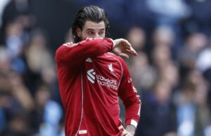 Por que Dominik Szoboszlai pediu desculpas aos torcedores do Liverpool antes do confronto da Liga dos Campeões com o PSG? Por que Dominik Szoboszlai pediu desculpas aos torcedores do Liverpool antes do confronto da Liga dos Campeões com o PSG?