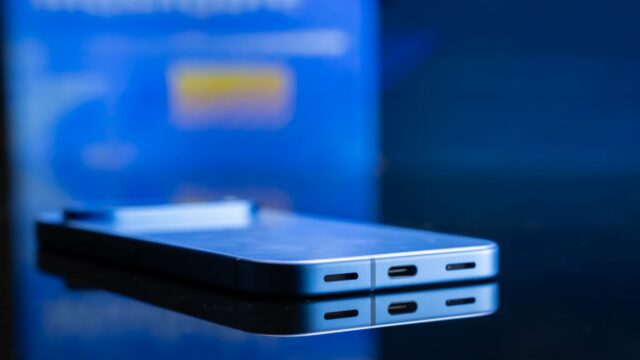 Por que as pessoas não reciclam smartphones antigos?
