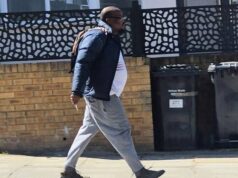 Por que ele estava livre para vagar pelas ruas com uma faca? O suspeito de Golders Green, nascido na Somália, já foi preso “indefinidamente” por esfaquear um policial e foi encaminhado para um esquema antiterrorista Essa Suleiman, 45, foi presa na quarta-feira depois que dois homens foram esfaqueados em plena luz do dia em Golders Green