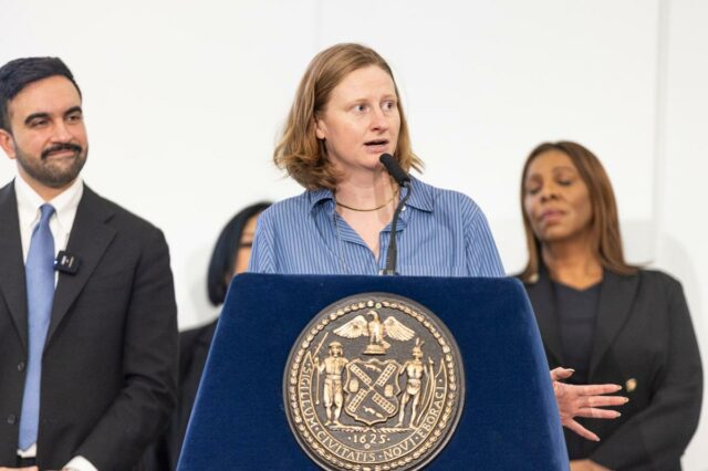 Por que o pensamento mágico de Mamdani e Cea Weaver significa MAIS problemas para a habitação na cidade
