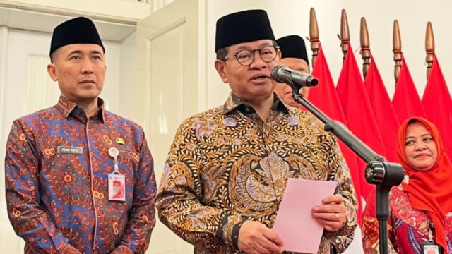 Pramono Tekankan Disiplin di Balkot: Telat 2 Kali, Jangan Ikut Rapat Lagi!
