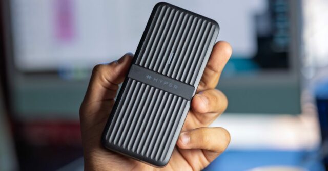 Prática: o gabinete HyperDrive Next para Mac oferece velocidades de Prática: o gabinete HyperDrive Next para Mac oferece velocidades de 80 Gbps para SSDs, mais