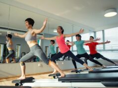 Praticar Pilates para Lansia Apakah Aman? Kenali Dulu Manfaat e Risikonya Praticar Pilates para Lansia Apakah Aman? Kenali Dulu Manfaat e Risikonya