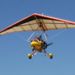 Preocupações de segurança foram relatadas à Apple antes da morte do piloto durante as filmagens do Vision Pro | Foto de stock de uma aeronave ultraleve semelhante à envolvida