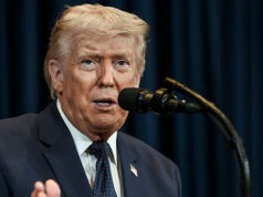 Presidente Trump: O Irão pediu um cessar-fogo Presidente Trump: O Irão pediu um cessar-fogo