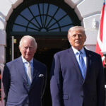 Presidente Trump e primeira-dama dão as boas-vindas à realeza na Casa Branca