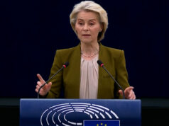 Presidente da Comissão Europeia pede diplomacia para acabar com a guerra no Irão Presidente da Comissão Europeia pede diplomacia para acabar com a guerra no Irão