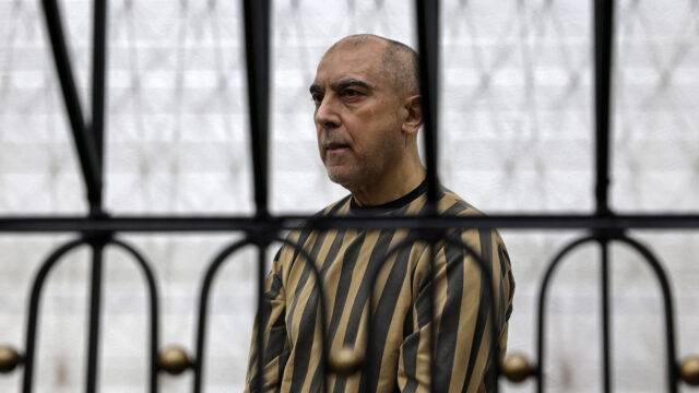 Primeiro julgamento de oficial sírio da era Assad começa em Damasco
